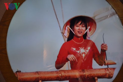 thanh thot tieng dan bau tren dat trung hoa hinh 3