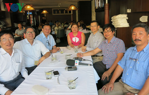 thu tuc ruom ra 'lam kho' doanh nhan viet kieu ve nuoc dau tu? hinh 0