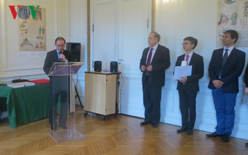 vien vien dong bac co (phap) vinh danh giao su phan huy le hinh 3