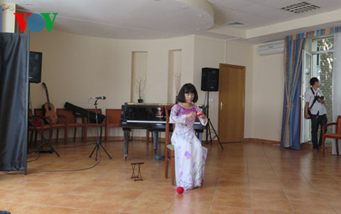 tinh yeu voi bo mon nghe thuat temari cua co gai viet tai nga hinh 4