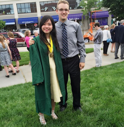 nu sinh tuoi 18 chinh phuc hoc bong 6 truong dh my hinh 2