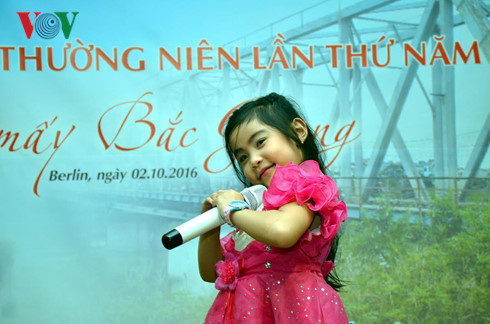 hoi dong huong bac giang tai duc duy tri van hoa dan toc va tieng viet hinh 1