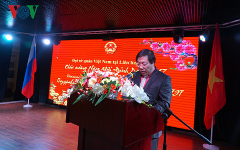 dai su quan vn tai lb nga to chuc chieu dai mung xuan dinh dau 2017 hinh 2