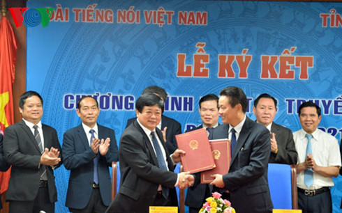 vov va ubnd tinh ha giang ky ket chuong trinh hop tac truyen thong hinh 1
