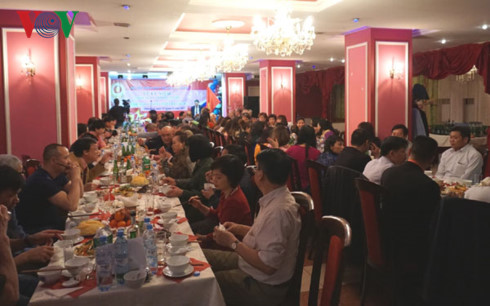 hoi cuu chien binh viet nam tai nga ky niem ngay 30 thang 4 hinh 1