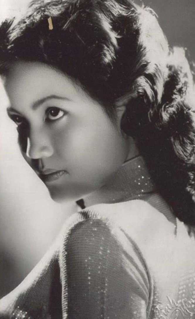 'Tứ đại mỹ nhân Sài Gòn' Kiều Chinh nhận giải thưởng Điện ảnh tại Mỹ ở tuổi 84 - ảnh 1