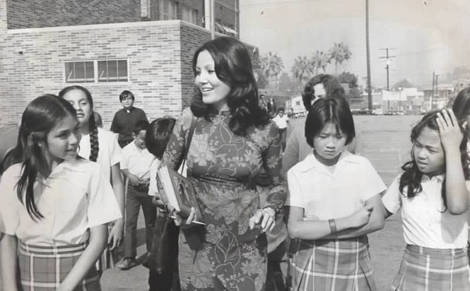 'Tứ đại mỹ nhân Sài Gòn' Kiều Chinh nhận giải thưởng Điện ảnh tại Mỹ ở tuổi 84 - ảnh 2