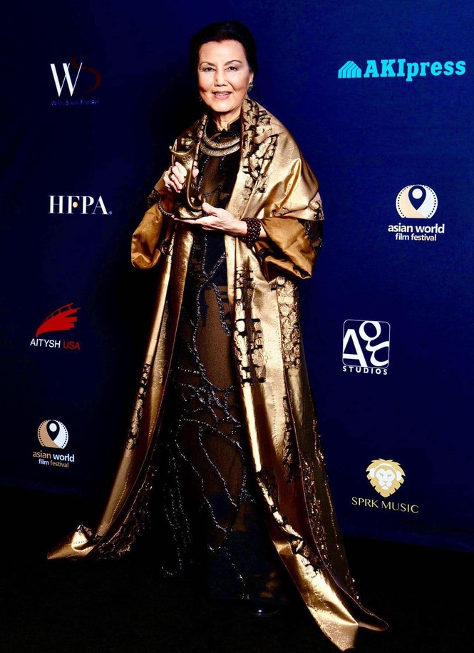 'Tứ đại mỹ nhân Sài Gòn' Kiều Chinh nhận giải thưởng Điện ảnh tại Mỹ ở tuổi 84 - ảnh 3