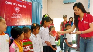 Wohltätigkeitsaktionen starten landesweit vor dem Tet-Fest