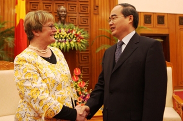 Hessische Kultusministerin besucht Vietnam