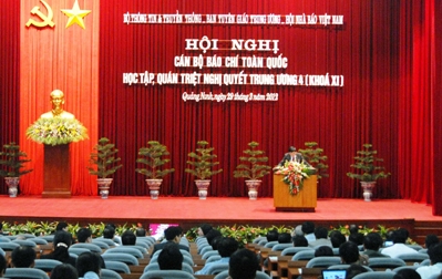 Medien spielen wichtige Rolle bei Umsetzung des Parteiaufbau-Beschlusses