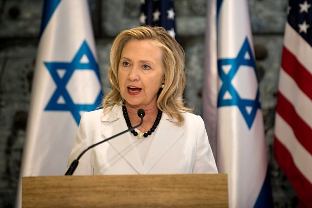 US-Außenministerin droht dem Iran mit “allen Machtmitteln”