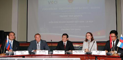 Staatspräsident Truong Tan Sang beendet seinen Russland-Besuch