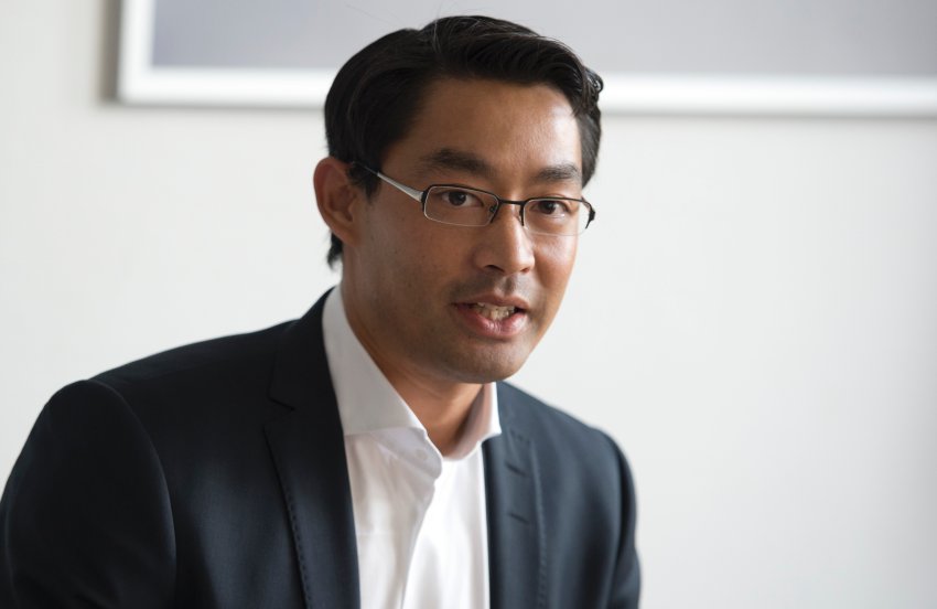 Deutscher Bundesminister für Wirtschaft und Technologie Rösler besucht Vietnam