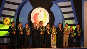 Junge Wissenschaftler werden in Hanoi geehrt