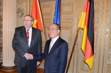 Parlamentspräsident zu Gast in Deutschland