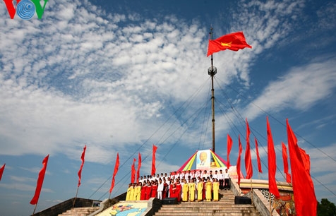Feier zum 38. Jahrestag der Wiedervereinigung des Landes