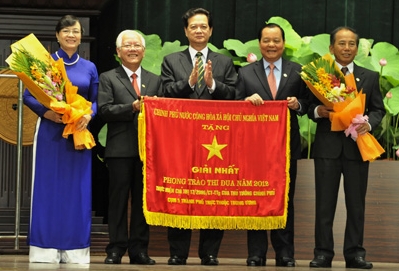 65. Jahrestag des Aufrufs von Präsident Ho Chi Minh zum Patriotismus