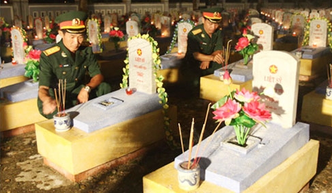 Kunstvorführung zum Sieg in Khe Sanh