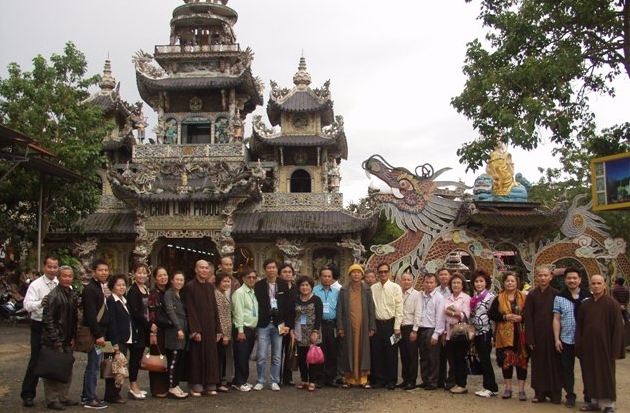 Abschluss des Treffens zwischen Unternehmern aus dem In- und Ausland