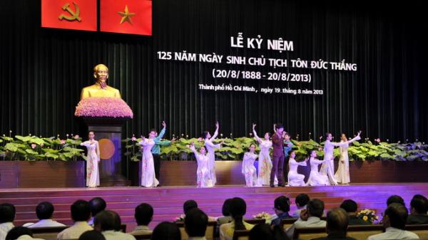 Feier zum 125. Geburtstag des verstorbenen Staatspräsidenten Ton Duc Thang