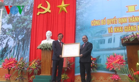 Hochschule Tan Trao gegründet