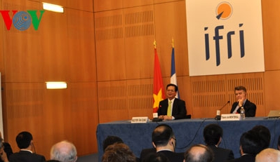 Französische Akademiker bewerten die Rede des Premierministers Nguyen Tan Dung als positiv