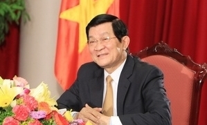 Staatspräsident Truong Tan Sang trifft Wähler in Ho Chi Minh Stadt