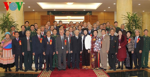 Ehrung der Beiträge von älteren Mitbürgern zur Landesverteidigung