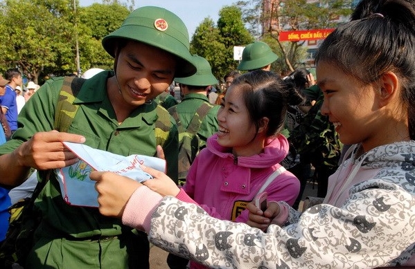 Das Engagement der Jugendlichen bei der Landesverteidigung fördern