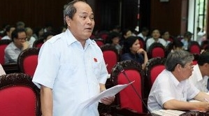 Diskussion: Kontrolle durch Gemeinschaft gegenüber staatlichen Projekten