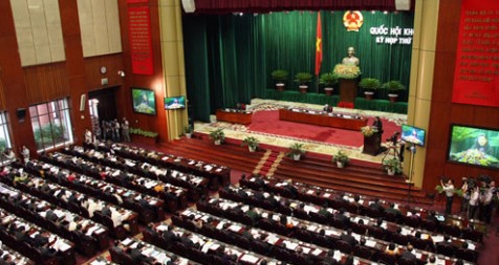 Beratung für das geänderte Gesetz zur Organisation des Parlaments