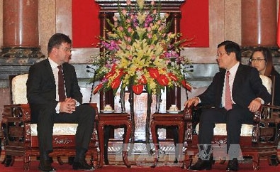 Staatspräsident Truong Tan Sang empfängt Vize-Premierminister der Slowakei