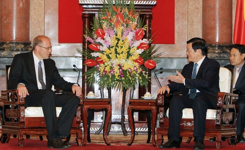 Staatspräsident Truong Tan Sang empfängt den Präsidenten des obersten ungarischen Gerichts