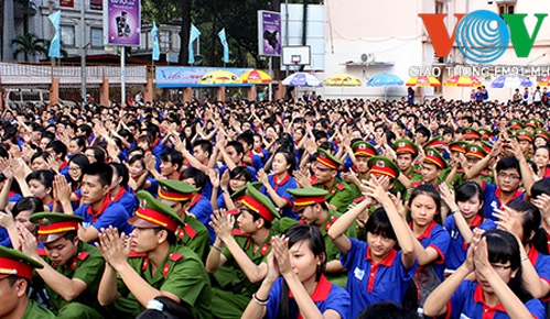Jugendliche spielen eine wichtige Rolle bei der Entwicklung des Landes