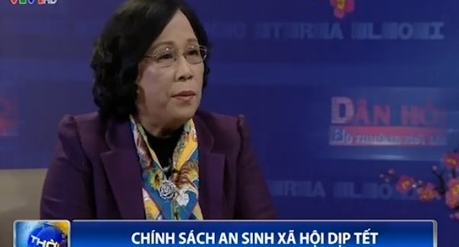 Partei und Staat überreichen Geschenke an arme Menschen zum Neujahrsfest