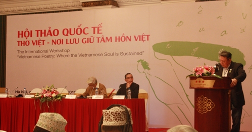 Seminar: vietnamesische Gedichte, wo die vietnamesische Seele gehalten wird