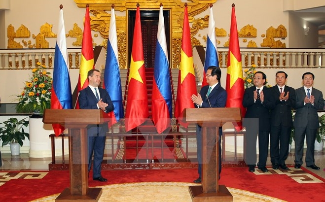 Internationale Presse schätzt den Besuch des russischen Premierministers in Vietnam hoch ein