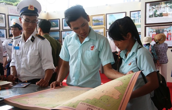 Ausstellung “Hoang Sa, Truong Sa Vietnams – die historischen und gesetzlichen Beweise”