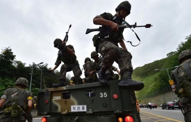 Südkorea und die USA führen jährliches Militärmanöver durch