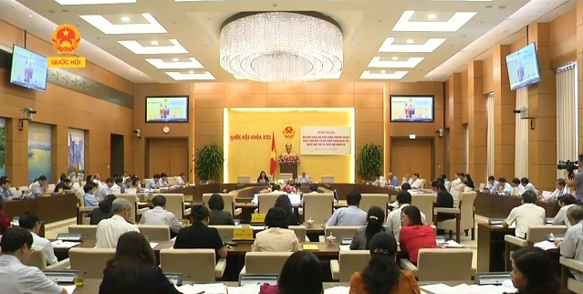 Hauptamtliche Abgeordnete beraten über die geänderte Strafprozessordnung