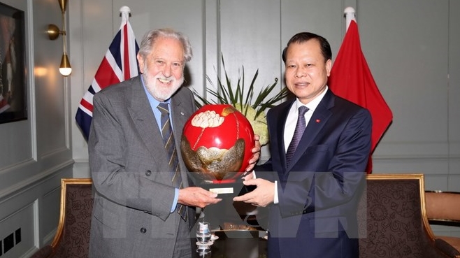 Vietnam will die Zusammenarbeit mit Großbritannien in seinen starken Bereichen vertiefen