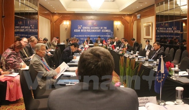 Die Zusammenarbeit zwischen AIPA und dem europäischen Parlament ausweiten