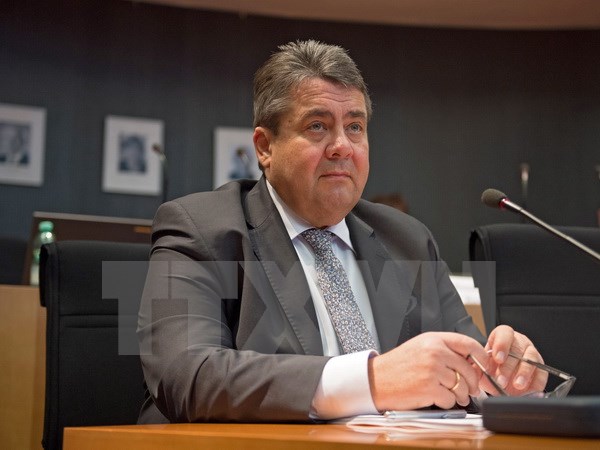 Deutschland warnt vor Einstellung der Entwicklungshilfe für Heimatländer von Asylbewerbern