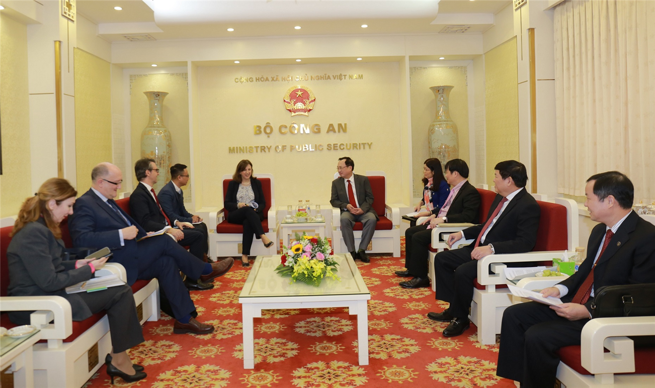 Das Ministerium für öffentliche Sicherheit ist bereit mit dem Europäischen Auswärtigen Dienst zu kooperieren