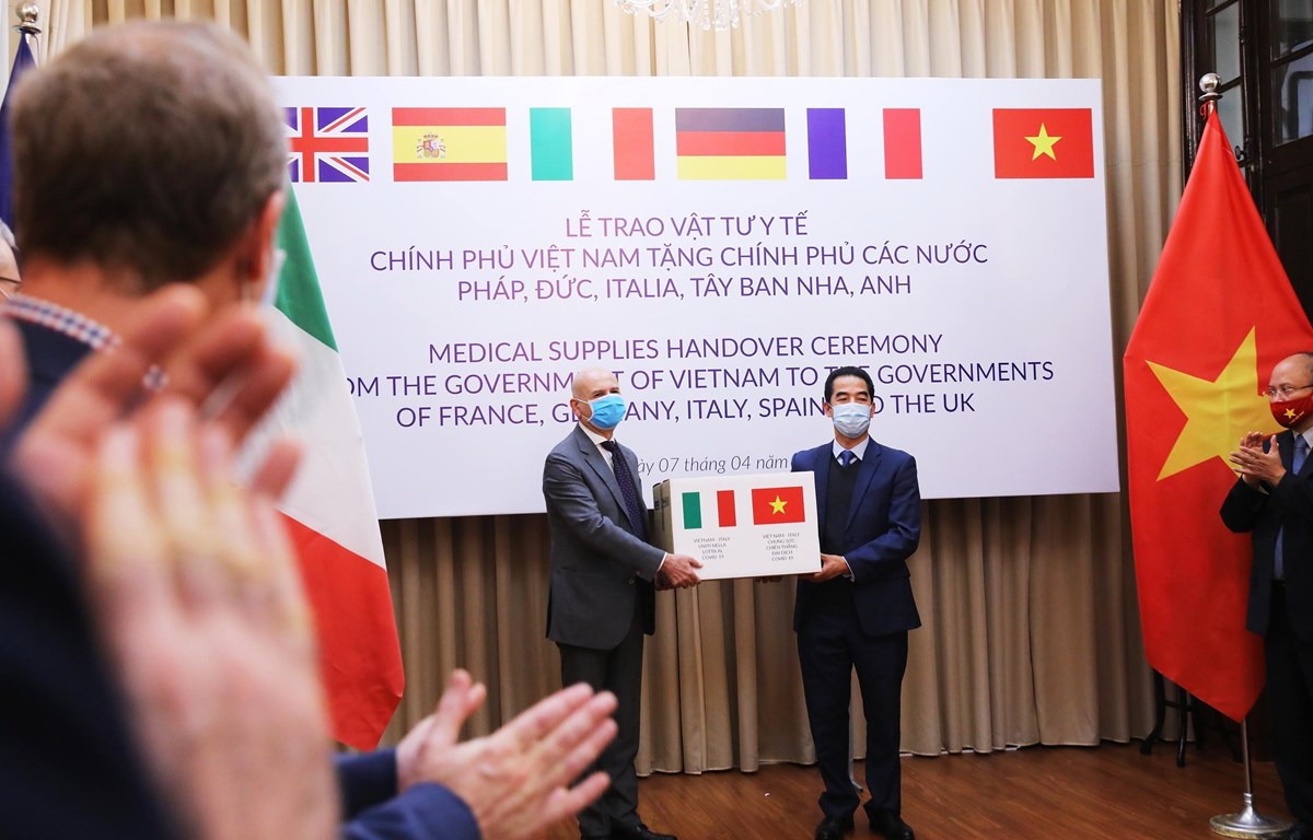 Das Außenministerium und das Innenministerium Italiens schicken Dankbriefe an Vietnam