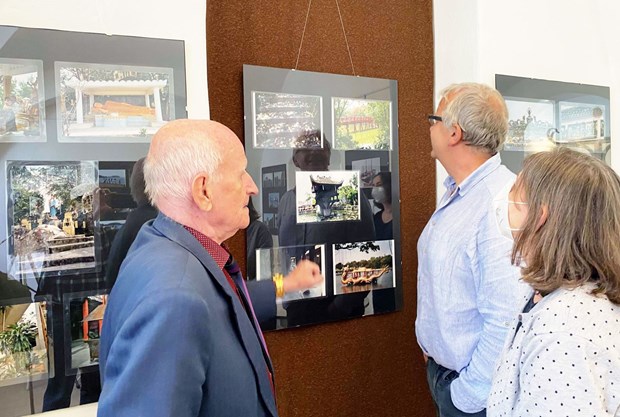 Die Ausstellung „Vietnam durch Fotos” eines tschechischen Journalisten