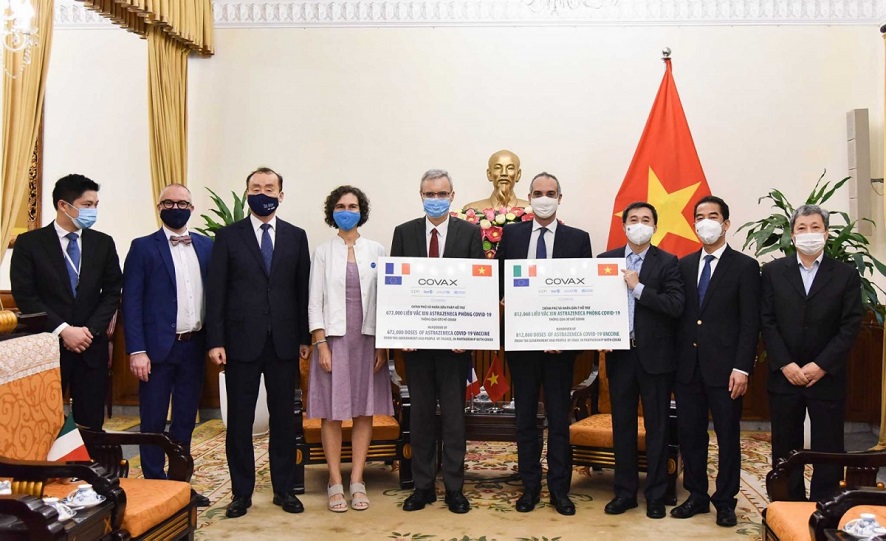 Frankreich und Italien unterstützen Vietnam mit 1,5 Millionen Impfdosen AstraZeneca