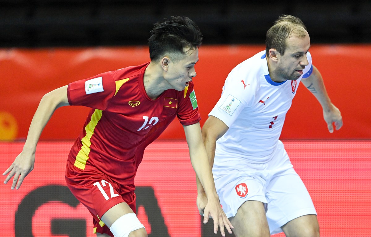 Fußball-Fans in Südostasien zeigen sich stolz über den Sieg der Futsal-Teams Vietnams