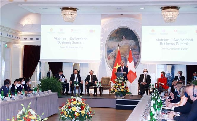 Staatspräsident: neue Zusammenarbeit zur Anwerbung der schweizerischen Unternehmen in Vietnam ist erforderlich